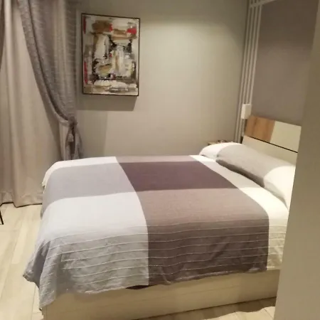 Mandria 1 2 Apartamento *